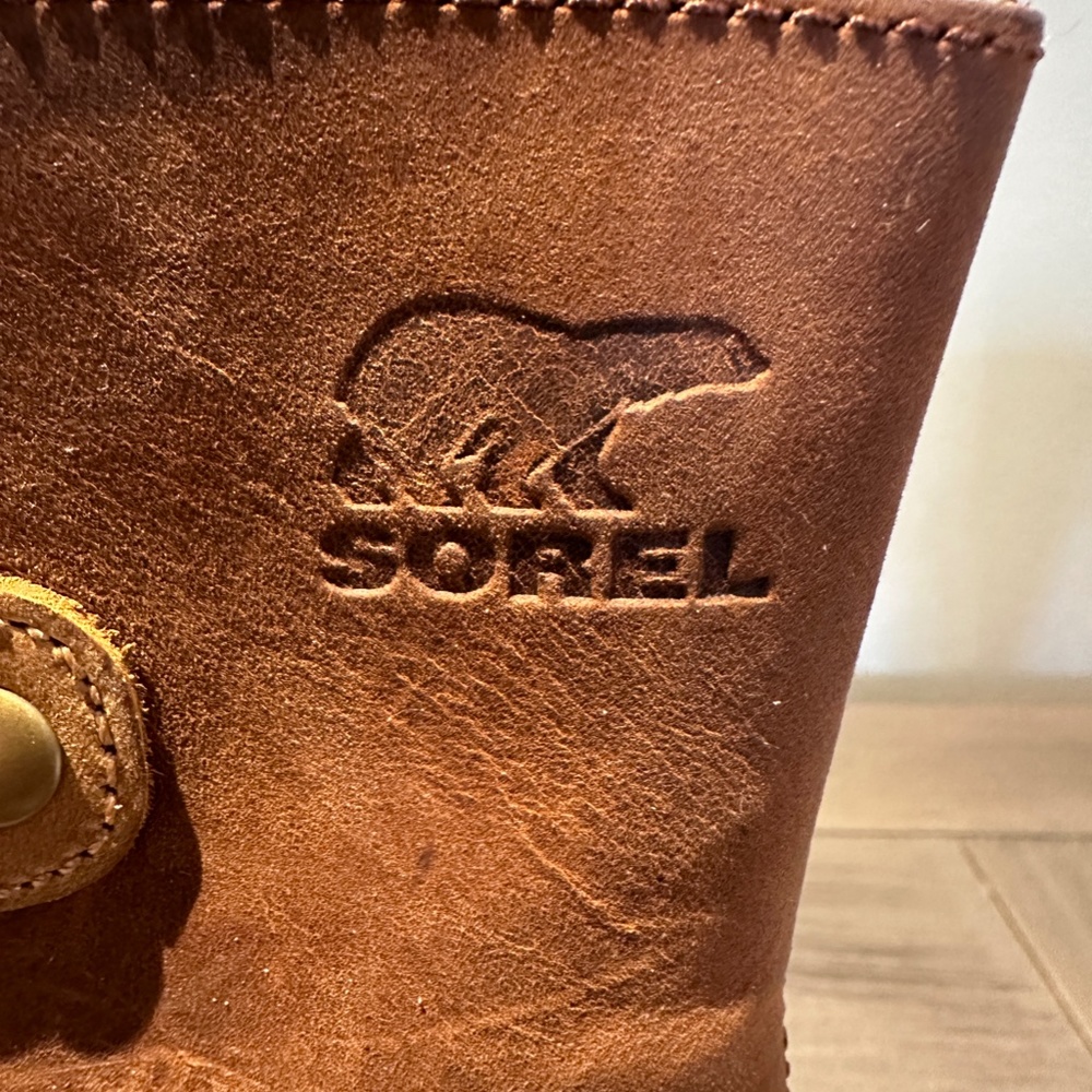 Sorel Distressed Leather Hidden Wedge Boot - Picture 3 of 5
